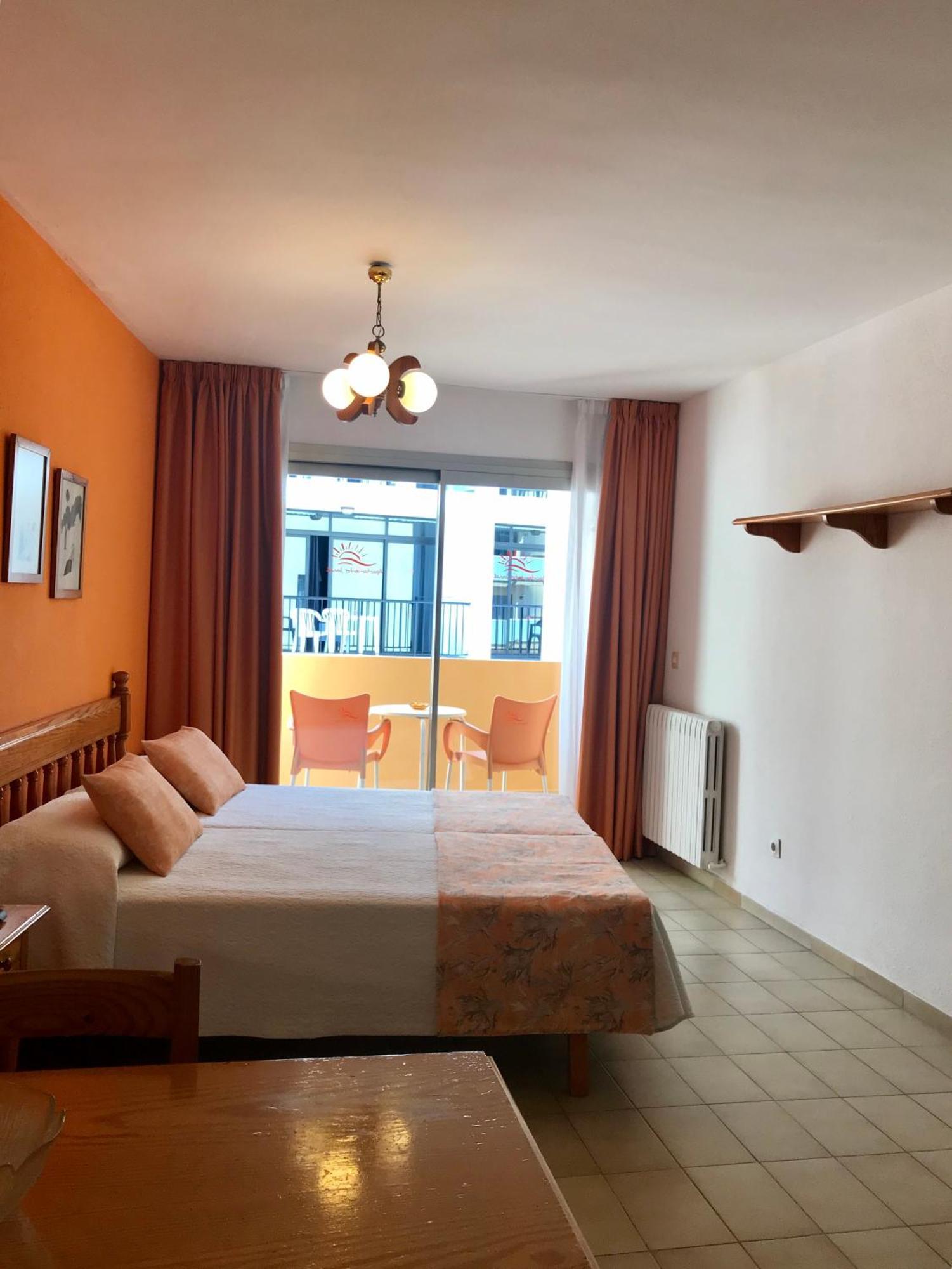 Apart-hotel Jovial *